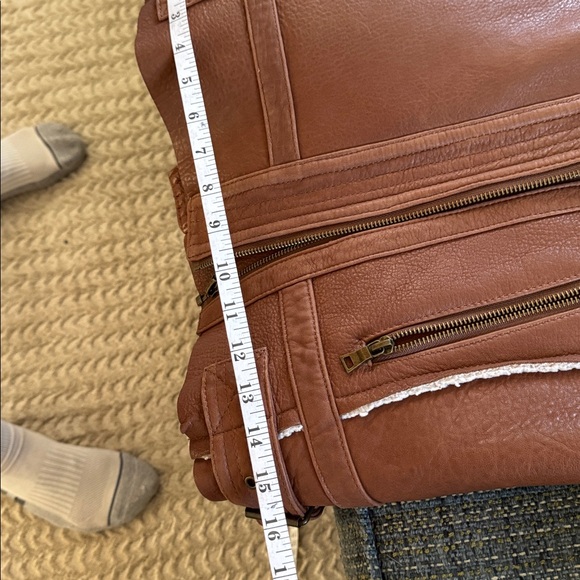 Leather jacket - Picture 14 of 16